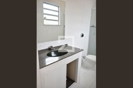 Casa para alugar com 50m², 2 quartos e sem vagaBanheiro