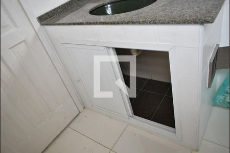 Casa para alugar com 50m², 2 quartos e sem vagaBanheiro - Armário