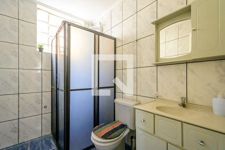 Banheiro de apartamento para alugar com 1 quarto, 63m² em Azenha, Porto Alegre