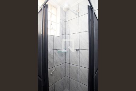 Banheiro de apartamento para alugar com 1 quarto, 63m² em Azenha, Porto Alegre