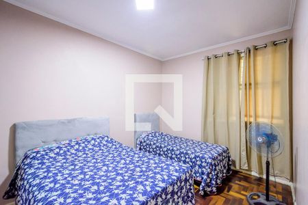 Quarto de apartamento para alugar com 1 quarto, 63m² em Azenha, Porto Alegre