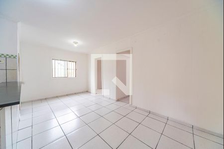 Sala de casa para alugar com 2 quartos, 50m² em Vila Luzita, Santo André