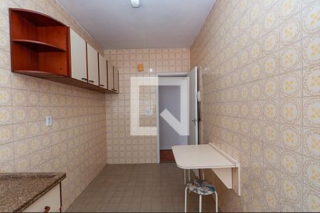 Apartamento à venda com 65m², 2 quartos e sem vagaCozinha