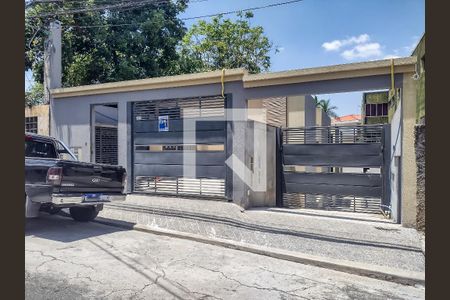 Apartamento à venda com 30m², 1 quarto e sem vaga Apartamento à venda com 30m², 1 quarto e sem vagaFachada