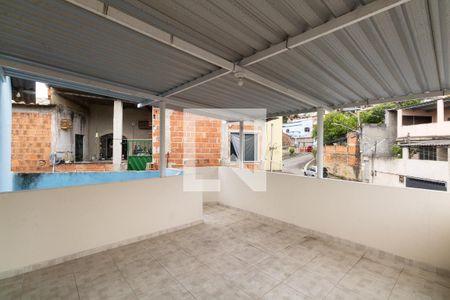 Casa para alugar com 80m², 2 quartos e sem vaga Casa para alugar com 80m², 2 quartos e sem vagaVaranda
