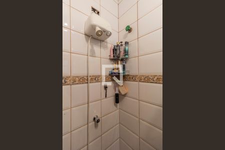Banheiro Suíte  de casa de condomínio à venda com 3 quartos, 100m² em Vila Euthalia, São Paulo