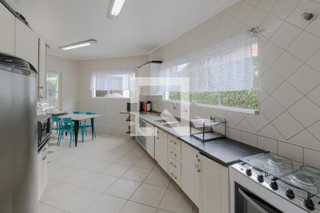 Casa para alugar com 507m², 5 quartos e 4 vagasCozinha