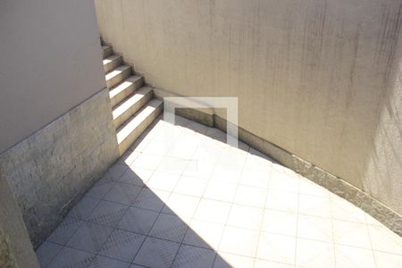Casa à venda com 150m², 4 quartos e 2 vagasAcesso lateral à garagem