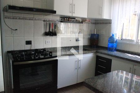 Casa à venda com 150m², 4 quartos e 2 vagasCozinhaCozinha