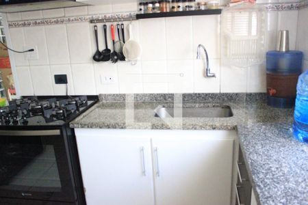 Casa à venda com 150m², 4 quartos e 2 vagasCozinha