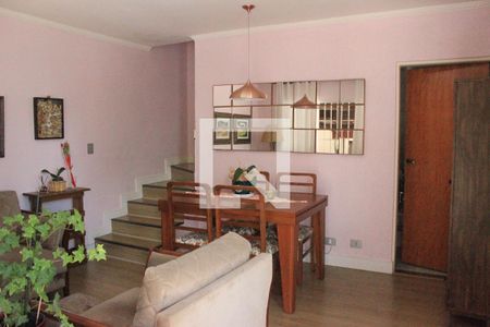 Sala do imóvel de casa à venda com 4 quartos, 150m² em Parque Continental, Guarulhos