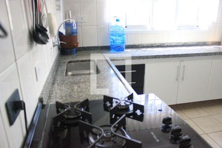 Casa à venda com 150m², 4 quartos e 2 vagasCozinha