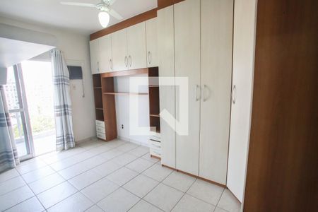Quarto Suíte de apartamento para alugar com 2 quartos, 71m² em Taquara, Rio de Janeiro