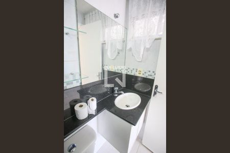 Apartamento para alugar com 71m², 2 quartos e 2 vagas Apartamento para alugar com 71m², 2 quartos e 2 vagasBanheiro da Suíte