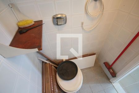 Apartamento para alugar com 71m², 2 quartos e 2 vagas Apartamento para alugar com 71m², 2 quartos e 2 vagasBanheiro de Serviço