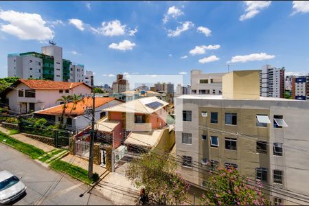 Apartamento para alugar com 85m², 2 quartos e 1 vagaVista