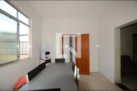 Casa para alugar com 80m², 2 quartos e sem vagaCozinha