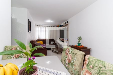 Sala de apartamento à venda com 2 quartos, 57m² em Conjunto Residencial José Bonifácio, São Paulo