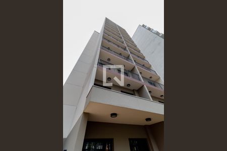 Studio para alugar com 28m², 1 quarto e sem vaga Studio para alugar com 28m², 1 quarto e sem vagaFachada