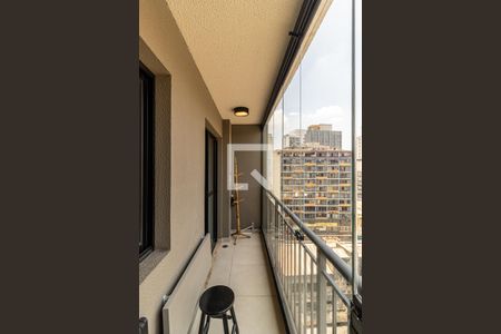 Varanda de kitnet/studio para alugar com 1 quarto, 28m² em Santa Ifigênia, São Paulo