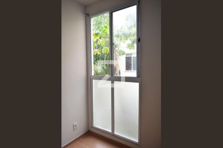 Janela da Sala de apartamento para alugar com 2 quartos, 40m² em Campo Grande, Rio de Janeiro