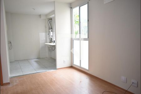 Sala de apartamento para alugar com 2 quartos, 40m² em Campo Grande, Rio de Janeiro