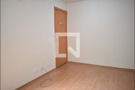 Sala de apartamento para alugar com 2 quartos, 40m² em Campo Grande, Rio de Janeiro