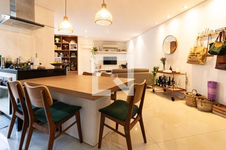 Cozinha de apartamento à venda com 2 quartos, 76m² em Vila Olímpia, São Paulo
