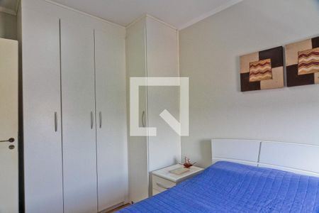 Quarto 1 de apartamento para alugar com 2 quartos, 52m² em Parque Maria Domitila, São Paulo