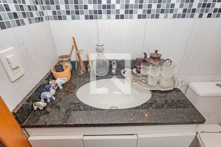 Casa à venda com 180m², 3 quartos e 2 vagas Casa à venda com 180m², 3 quartos e 2 vagasBanheiro da Suíte 3