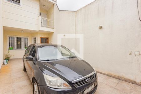 Casa à venda com 180m², 3 quartos e 2 vagas Casa à venda com 180m², 3 quartos e 2 vagasGaragem