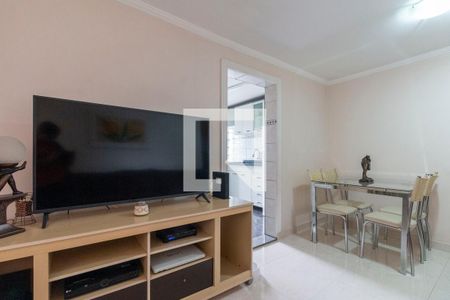 Sala de apartamento para alugar com 2 quartos, 57m² em Itaquera, São Paulo