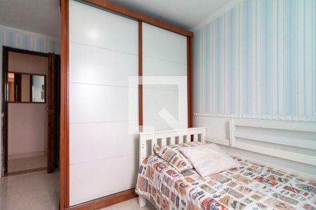 Quarto 2 de apartamento para alugar com 2 quartos, 57m² em Itaquera, São Paulo