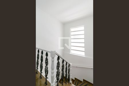 Casa à venda com 204m², 3 quartos e 4 vagasEscada