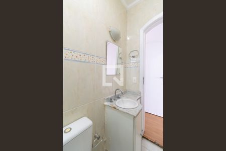 Casa à venda com 204m², 3 quartos e 4 vagasBanheiro da Suíte 1