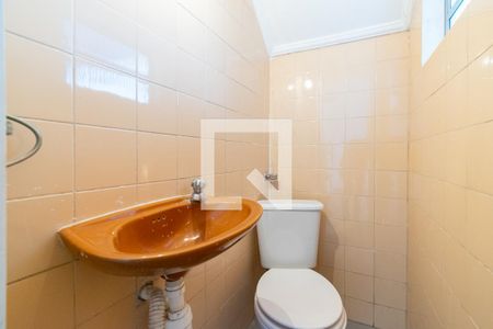 Casa à venda com 204m², 3 quartos e 4 vagasBanheiro do Salão