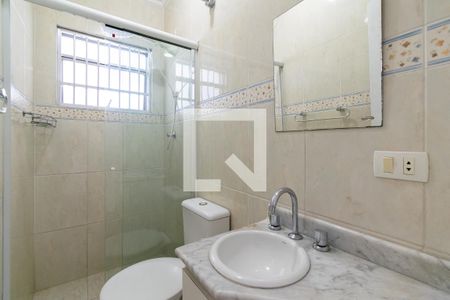 Casa à venda com 204m², 3 quartos e 4 vagasBanheiro da Suíte 1