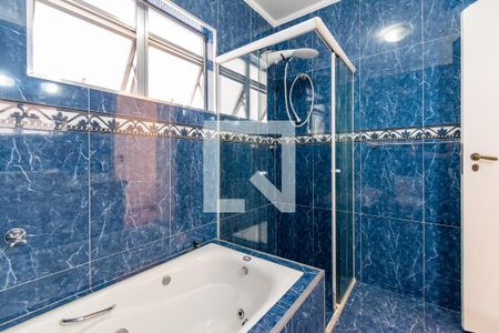 Casa à venda com 204m², 3 quartos e 4 vagasBanheiro da Suíte 2