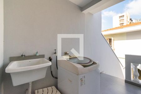 Casa à venda com 204m², 3 quartos e 4 vagasÁrea de Serviço