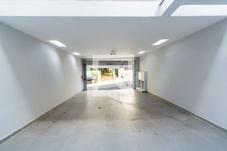 Casa à venda com 204m², 3 quartos e 4 vagasGaragem