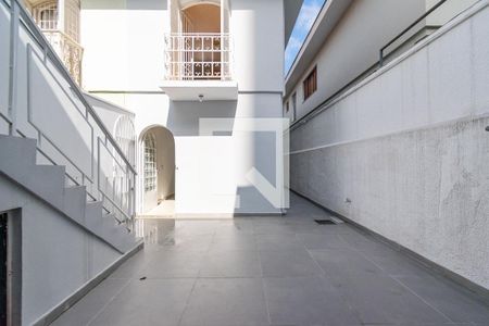 Casa à venda com 204m², 3 quartos e 4 vagasQuintal