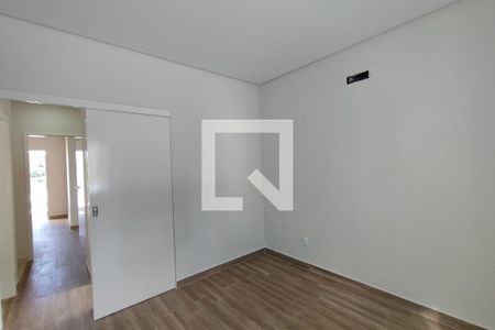 Casa à venda com 200m², 4 quartos e 4 vagasQuarto 2