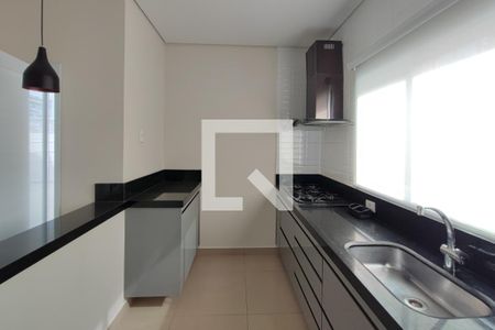 Casa à venda com 200m², 4 quartos e 4 vagasCozinha