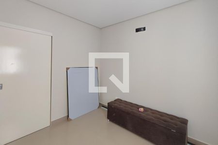 Casa à venda com 200m², 4 quartos e 4 vagasSala de TV - Vídeo