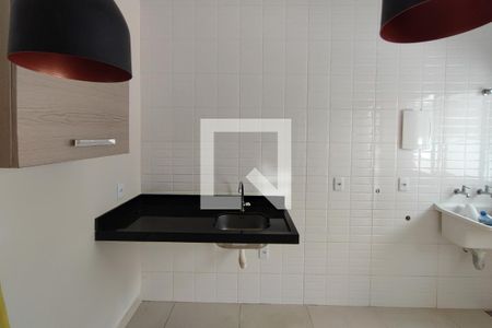 Casa à venda com 200m², 4 quartos e 4 vagasEdícula - Cozinha