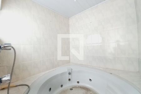 Casa à venda com 190m², 3 quartos e 3 vagasÁrea comum - Banheira