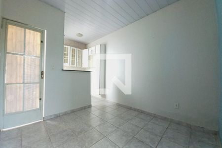 Casa à venda com 190m², 3 quartos e 3 vagasSala - Edicula