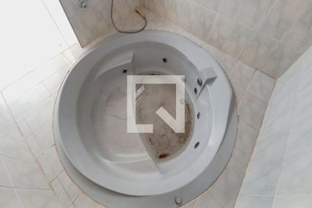 Casa à venda com 190m², 3 quartos e 3 vagasÁrea comum - Banheira