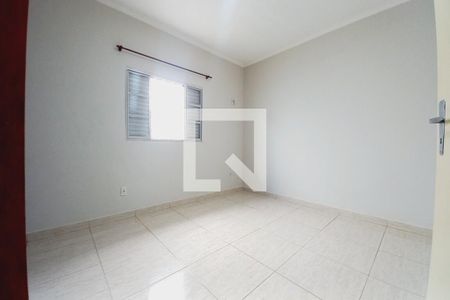 Casa à venda com 190m², 3 quartos e 3 vagasQuarto 3 - Suíte