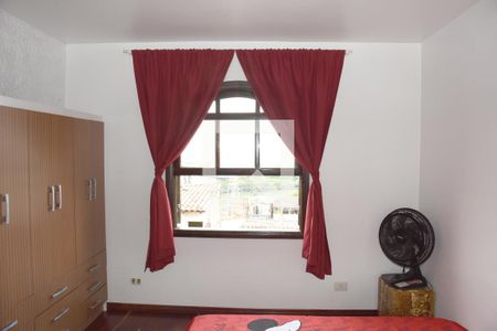 Casa para alugar com 150m², 2 quartos e 2 vagasQuarto 2